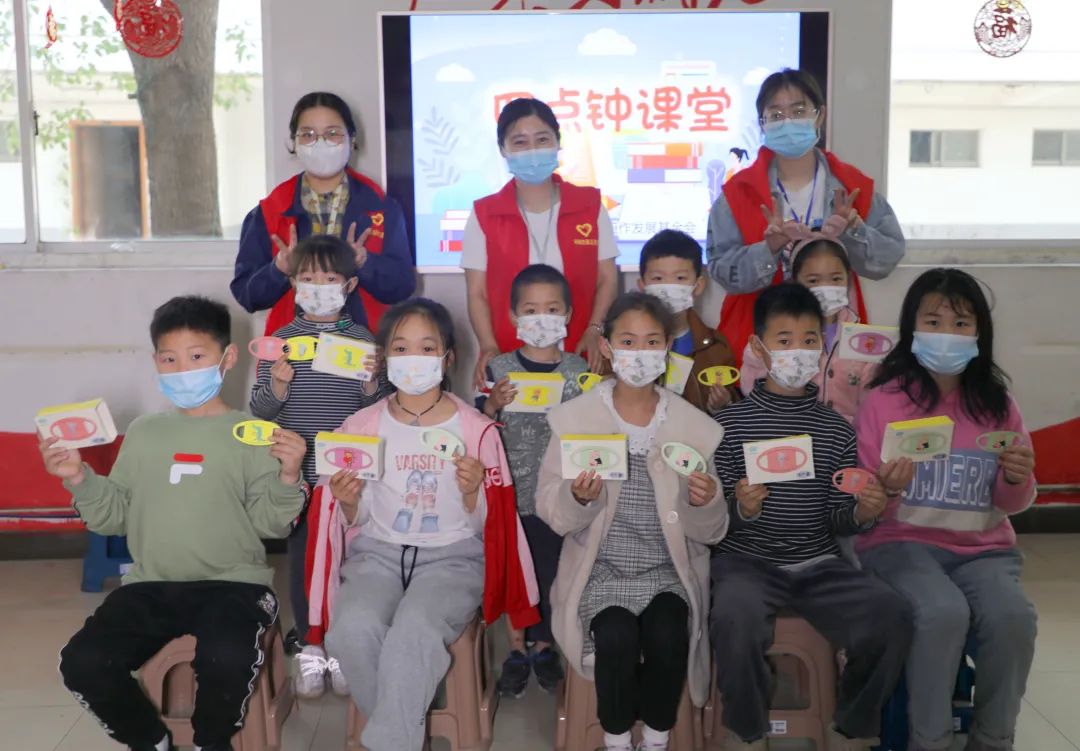 国际社工日丨与爱同行 共创美好